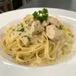 creamy chicken pasta Serving