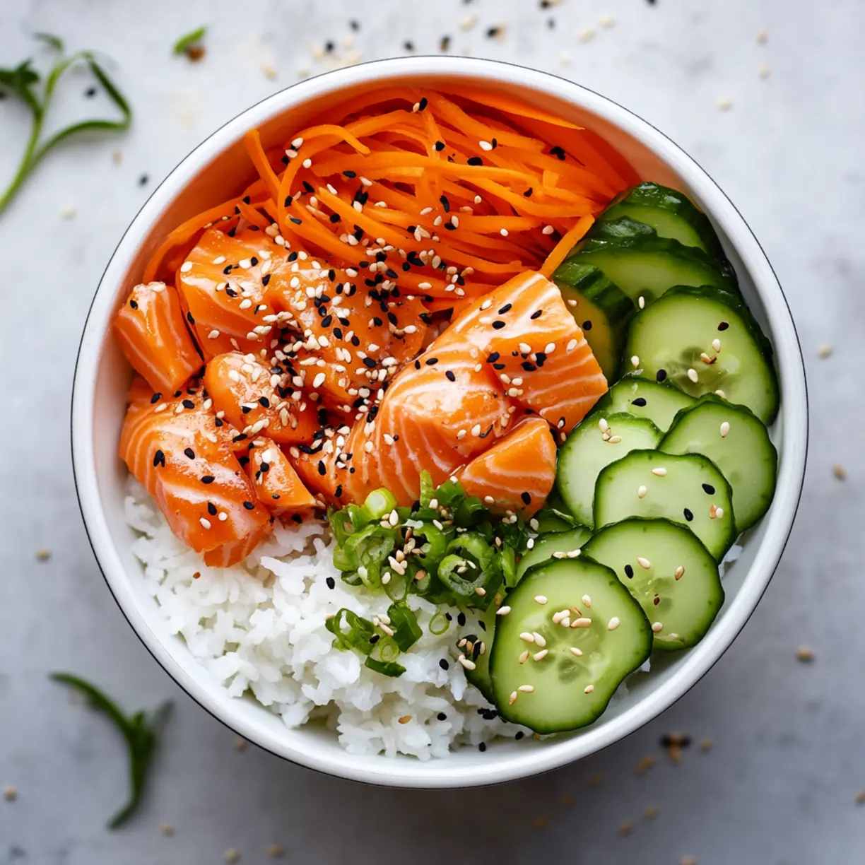 Delicious salmon bowl with fresh vegetables and dressing